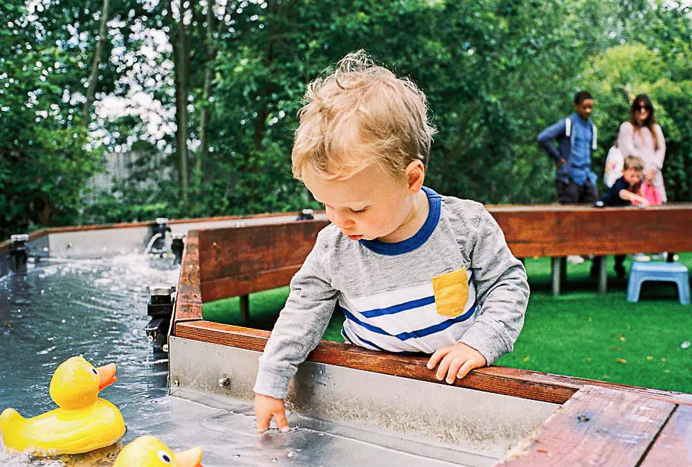 The-travelling-Yashica-Dublin-6