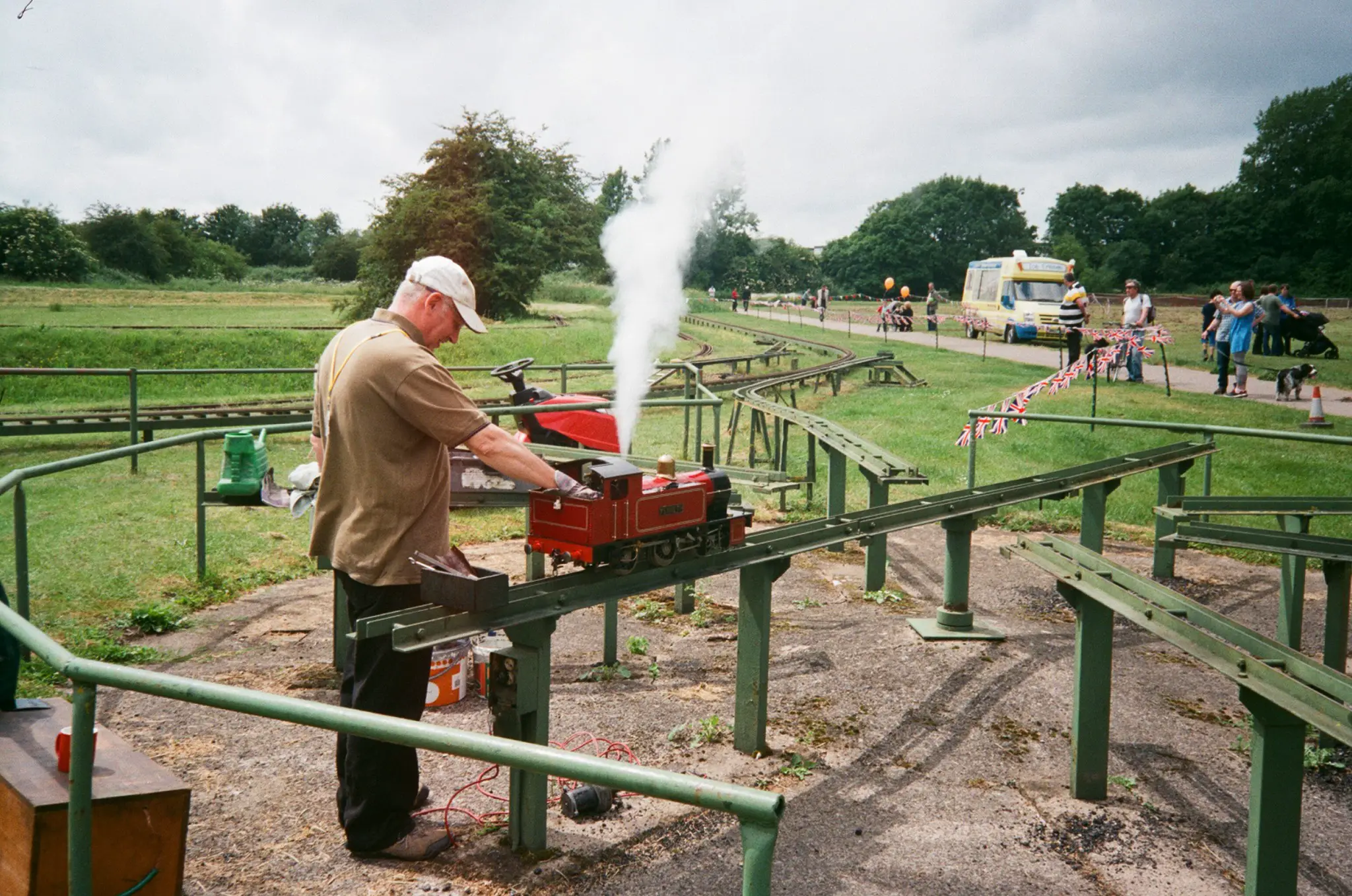 PeacockReflectionHeartben