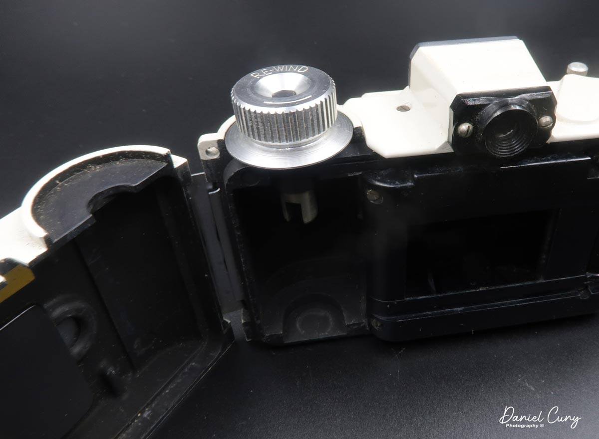 Minolta SRT 101 Review - My Funny Valentine - By Bob Janes