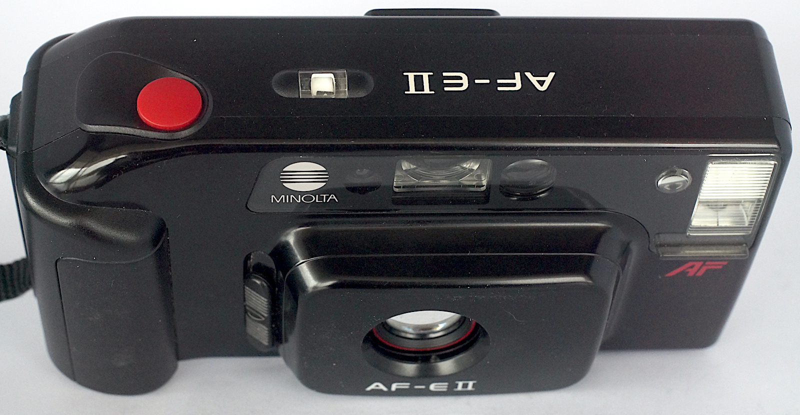 オリンパス　Olympus XA1 わたしのカメラ三昧 第28回 オリンパスのカプセルカメラ「XA1