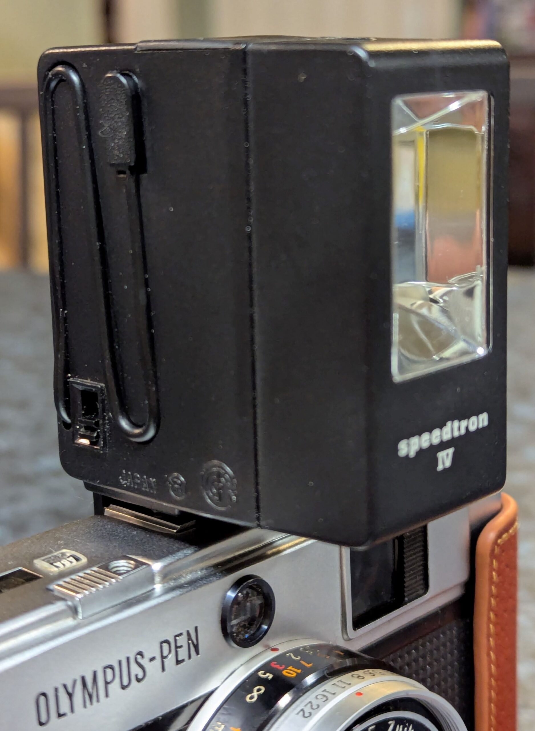 OLYMPUS　PEN　EED Camera Review: Olympus Pen EED - Going Lomo