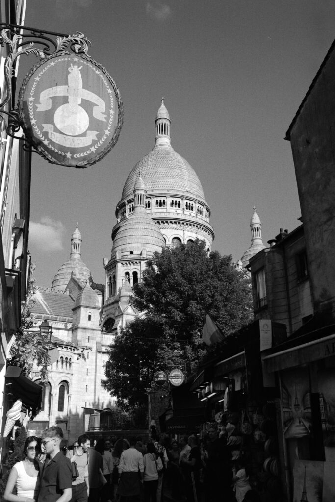 Sacre Cour with tourists