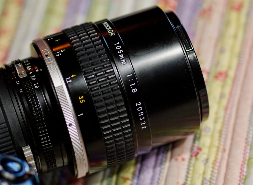 Nikkor 105mm f1.8